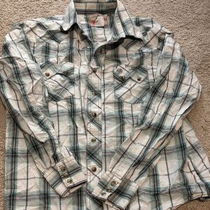Wrangler blue and White Plaid pearl snap Shirt